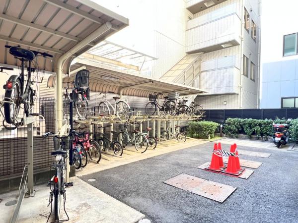 グランシティサウスレジデンス 駐輪場