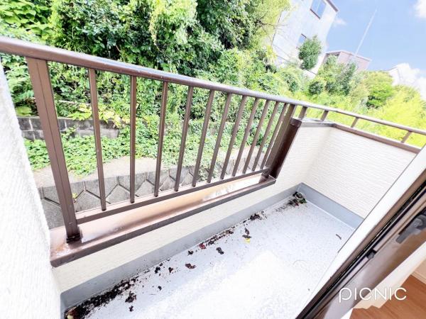 横浜市栄区公田町 中古戸建 バルコニー