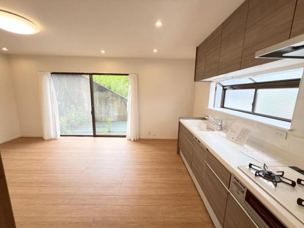 横浜市栄区公田町 中古戸建 ダイニングキッチン