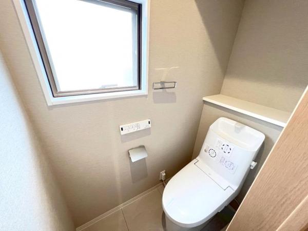 横浜市栄区公田町 中古戸建 トイレ