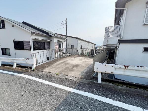 足柄上郡大井町上大井 中古戸建 駐車場