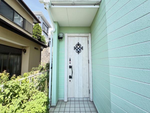 横須賀市小原台 中古戸建 玄関