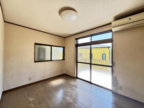 横須賀市船越町８丁目 中古戸建 リビング