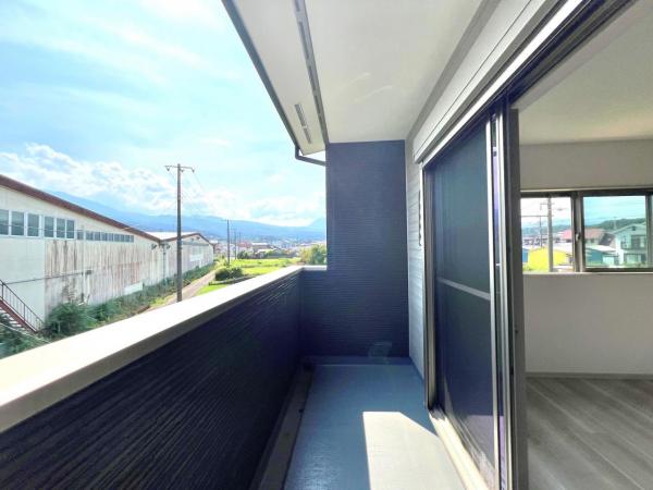南足柄市狩野 中古戸建 バルコニー