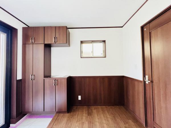 綾瀬市綾西４丁目 中古戸建 玄関