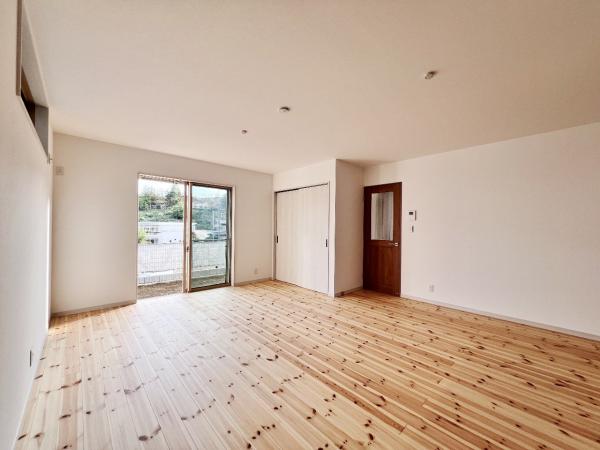 中山 リビングダイニング