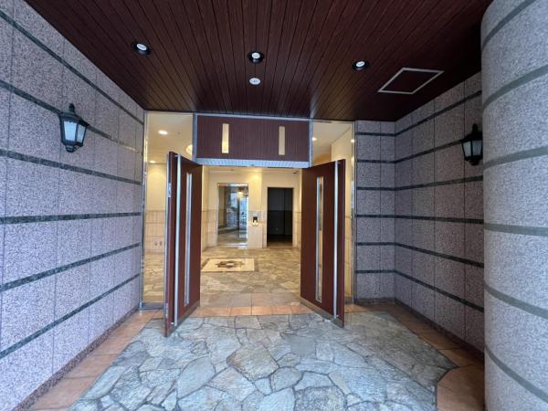 グランシティ横濱保土ヶ谷 エントランス（外）