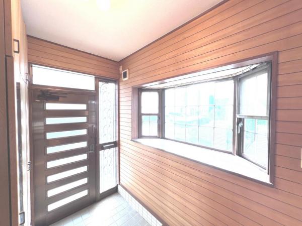 高座郡寒川町小谷３丁目 中古戸建 玄関