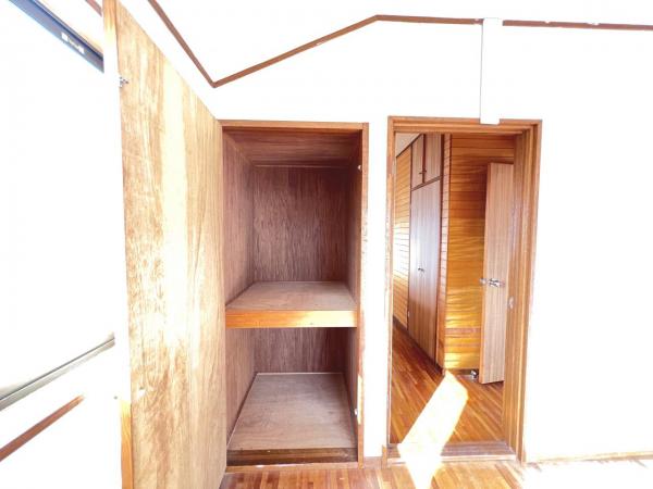 高座郡寒川町小谷３丁目 中古戸建 収納