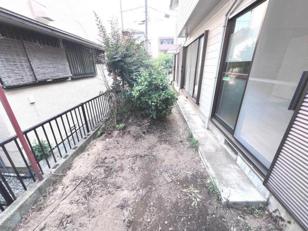 高座郡寒川町小谷３丁目 中古戸建 庭