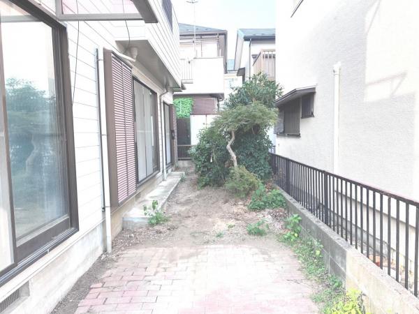 高座郡寒川町小谷３丁目 中古戸建 庭