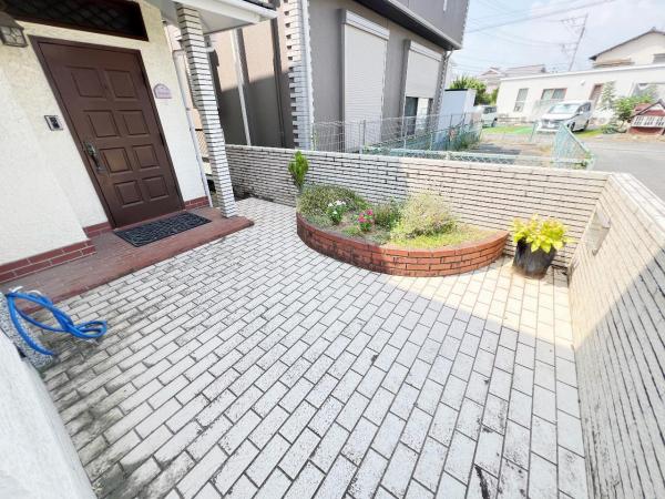 小田原市飯田岡 中古戸建 庭