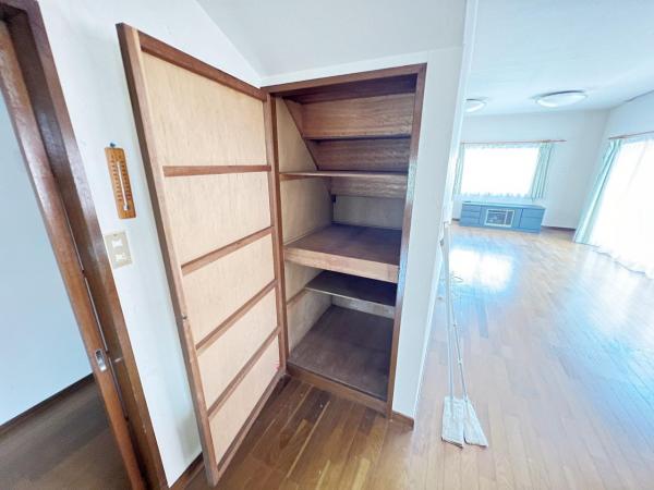 小田原市飯田岡 中古戸建 収納