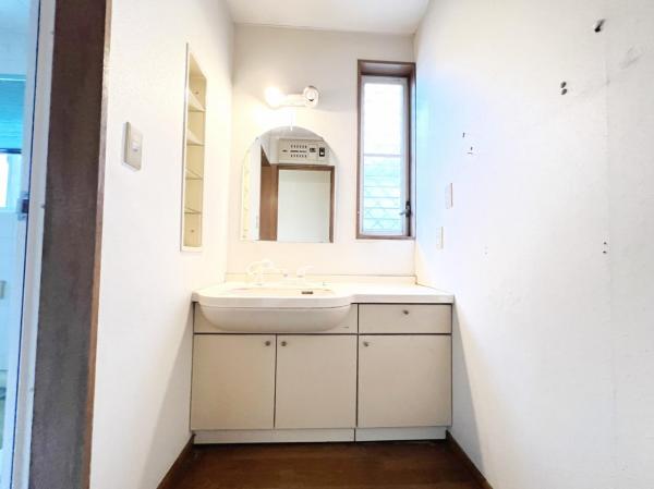 横浜市泉区緑園３丁目 中古戸建 洗面化粧台