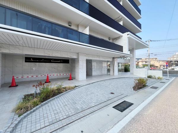 パレステージ鴨宮II エントランス（外）