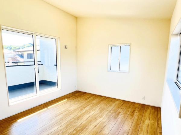 横浜市金沢区釜利谷西６丁目 戸建 寝室