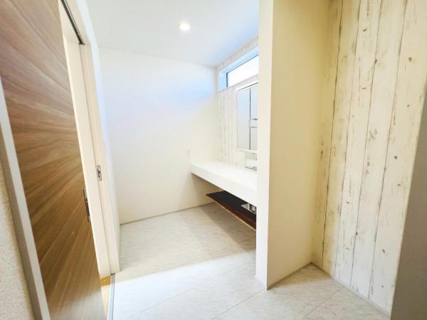 横浜市金沢区釜利谷西６丁目 戸建 脱衣所