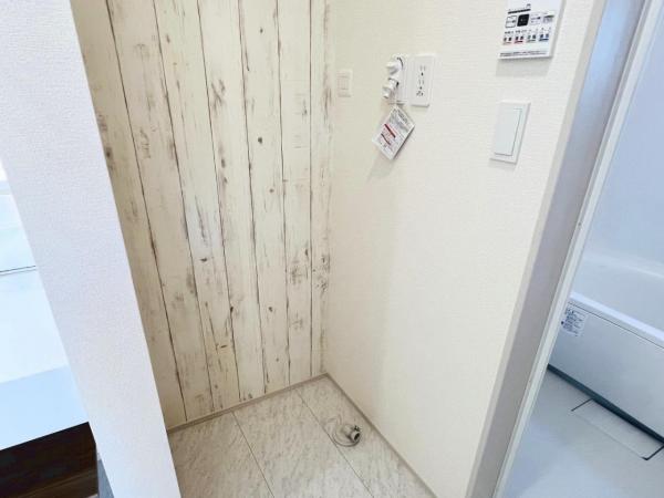 横浜市金沢区釜利谷西６丁目 戸建 ランドリースペース