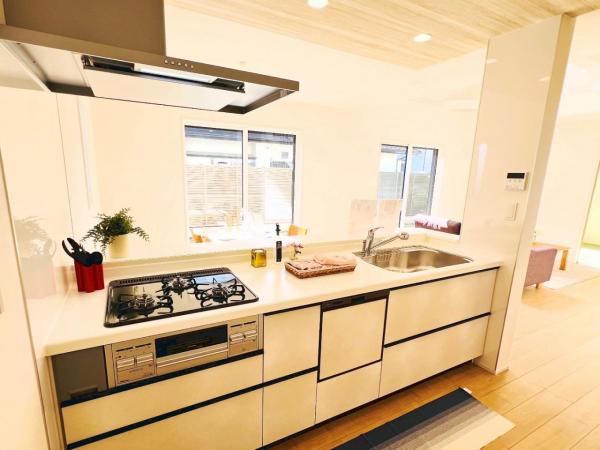 横浜市金沢区釜利谷西６丁目 戸建 キッチン