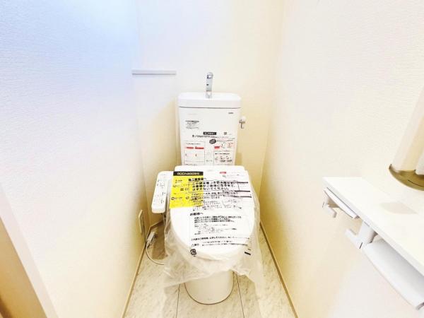 横浜市金沢区釜利谷西６丁目 戸建 トイレ