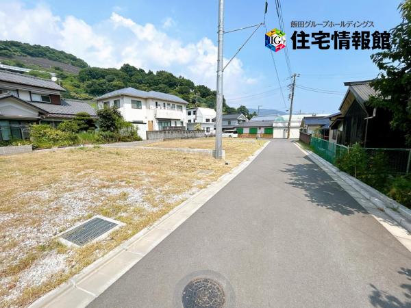 足柄上郡山北町山北 土地 前面道路含む現地写真