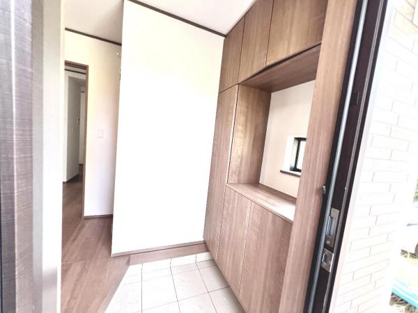 立川市富士見町３丁目 戸建 玄関