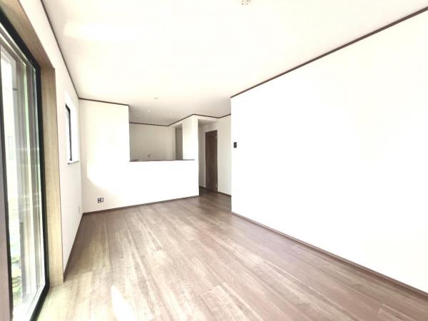 立川市富士見町３丁目 戸建 リビング