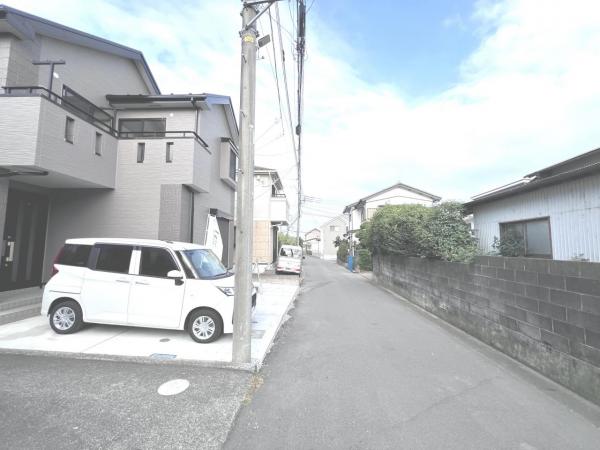 伊勢原市串橋 中古戸建 駐車場