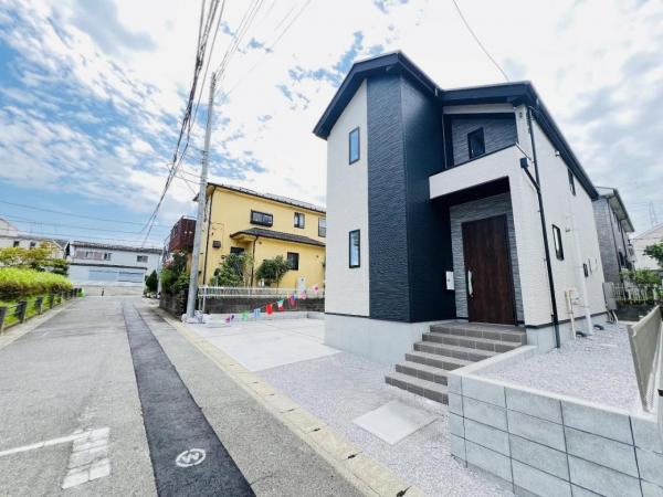 横浜市栄区野七里3期 前面道路含む現地写真