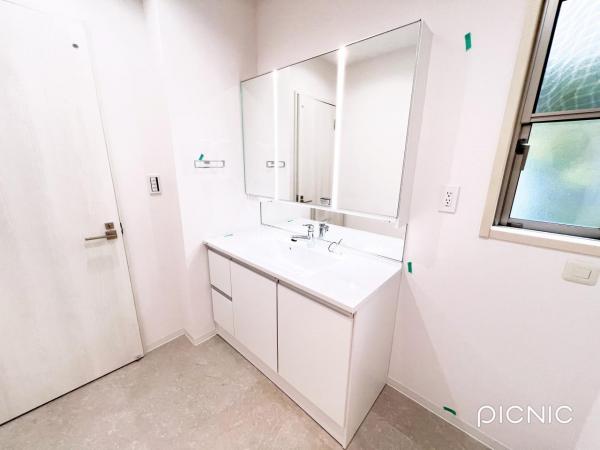 川崎市宮前区犬蔵一丁目戸建 洗面化粧台