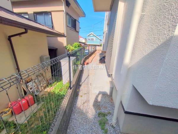 川崎市宮前区犬蔵一丁目戸建 