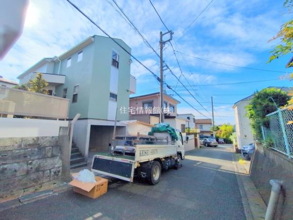 川崎市宮前区犬蔵一丁目戸建 