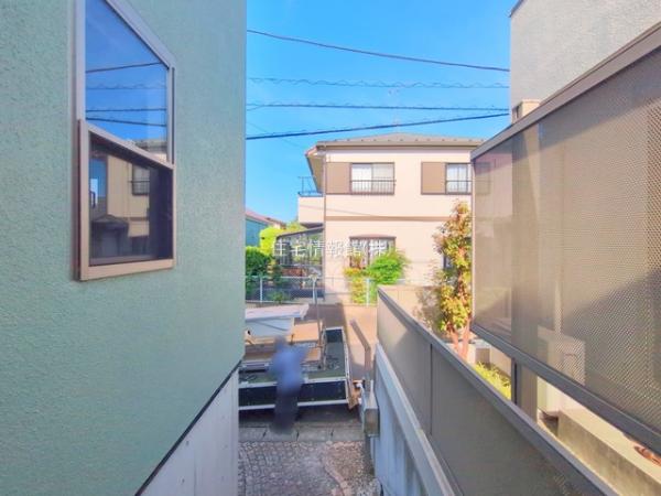 川崎市宮前区犬蔵一丁目戸建 