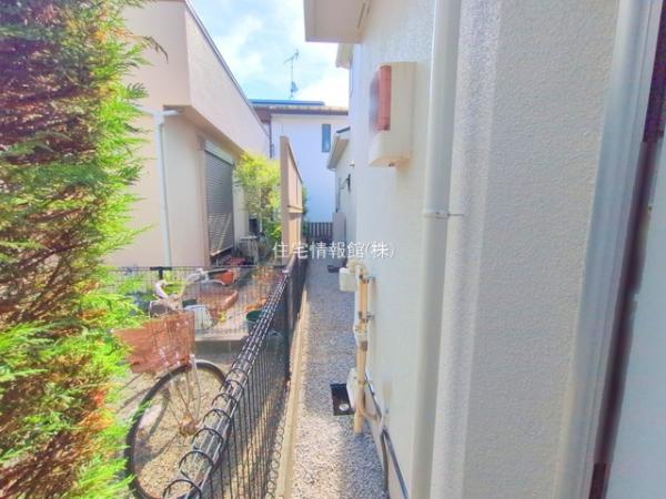 川崎市宮前区犬蔵一丁目戸建 