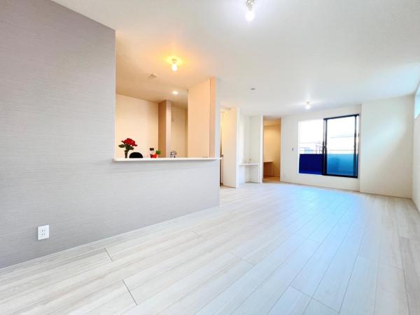 新築戸建 横浜市鶴見区朝日町２丁目 JR鶴見線安善駅 5,180万円