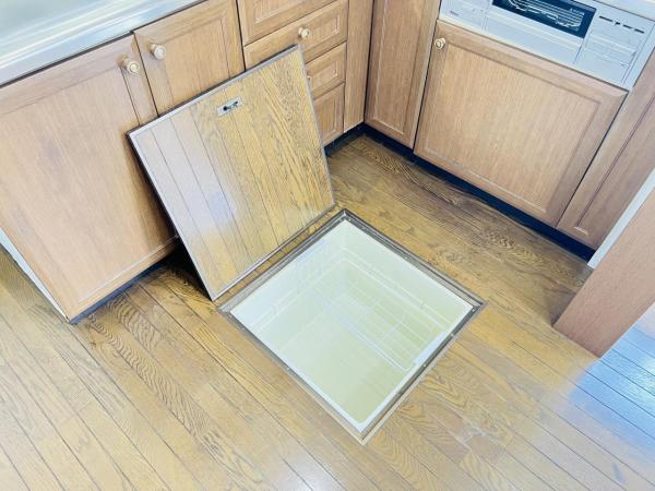 横浜市瀬谷区北新 中古戸建 収納