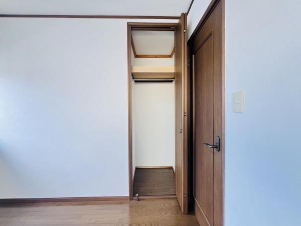 横浜市瀬谷区北新 中古戸建 収納