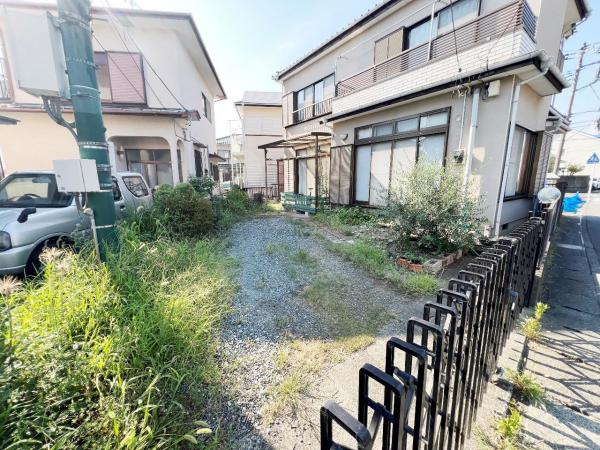 小田原市新屋 中古戸建 駐車場