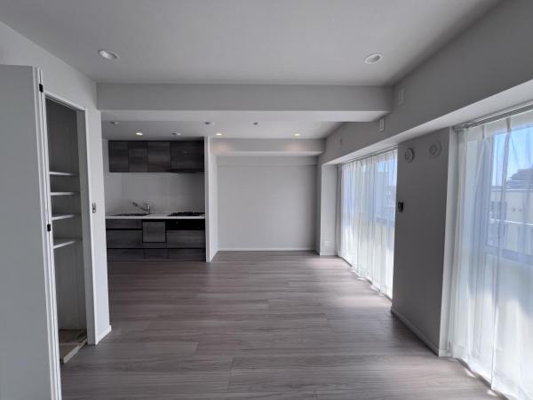 クリオ南林間弐番館 リビングダイニング