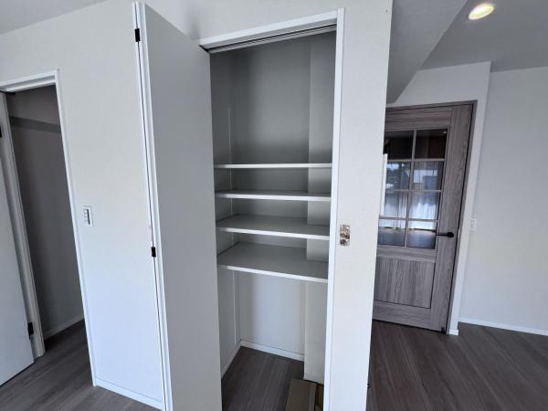 クリオ南林間弐番館 収納