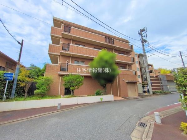 The　NOBUTO　HILLS　FOREST　COURT 