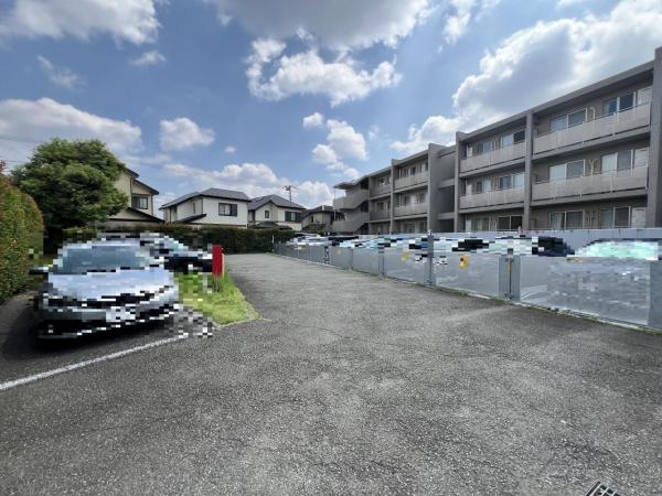 吉祥寺北パーク・ホームズ 敷地内駐車場