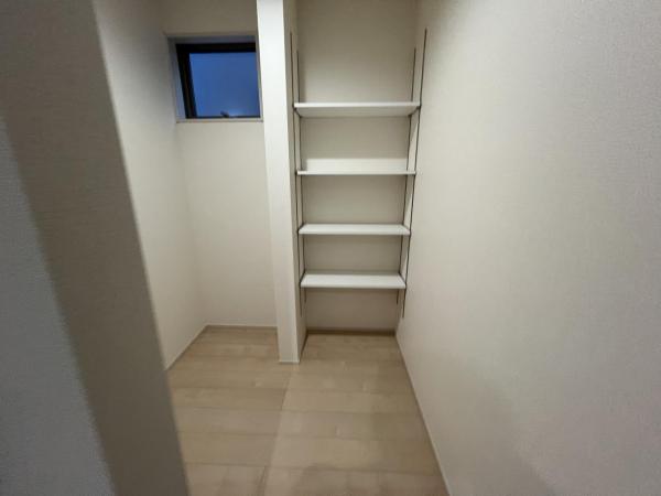 川口市鳩ケ谷本町 ウォークインクローゼット