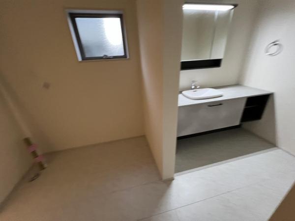 川口市鳩ケ谷本町 ランドリースペース