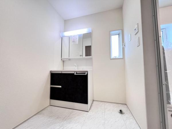 平塚市寺田縄 脱衣所