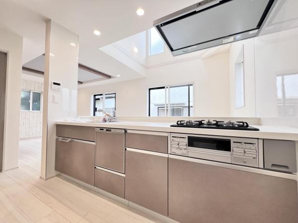 平塚市寺田縄 キッチン