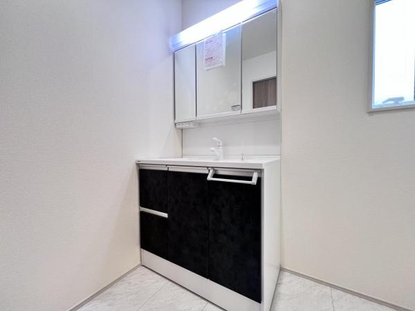 平塚市寺田縄 洗面化粧台