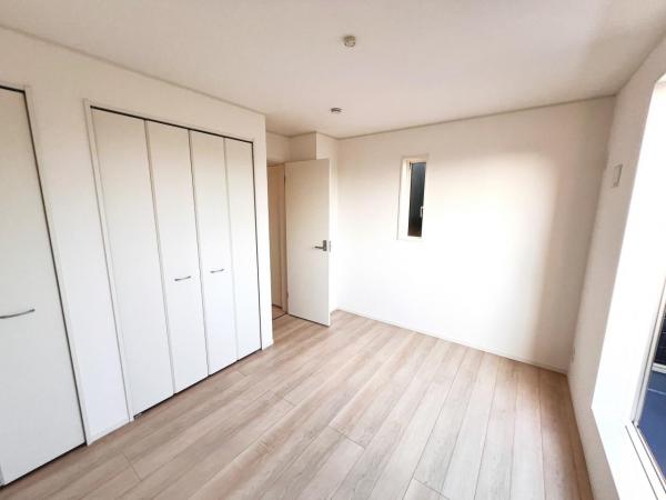 相模原市南区新戸 戸建   洋室