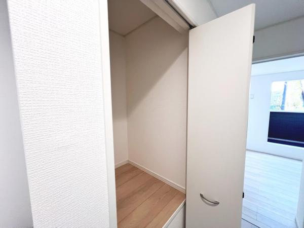 相模原市南区新戸 戸建   収納