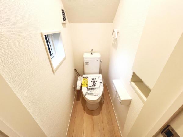 相模原市南区新戸 戸建   トイレ